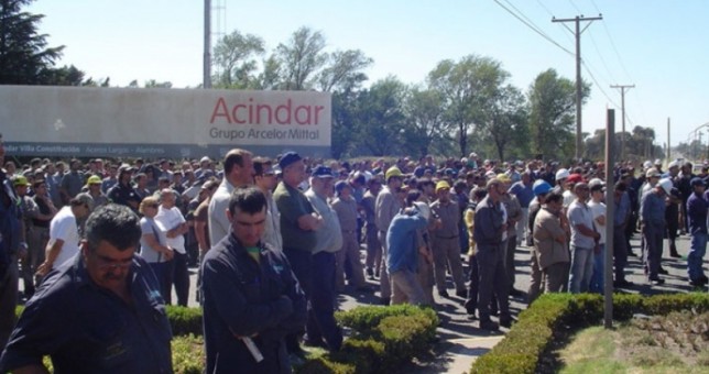 Se desploma la actividad metalúrgica Se desploma la actividad metalúrgica