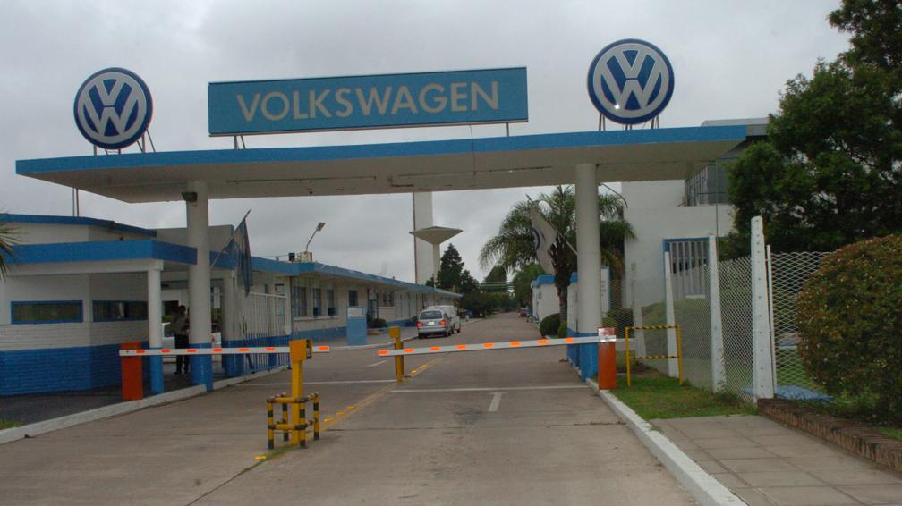 Volkswagen dispuso un plan de suspensiones para 300 empleados