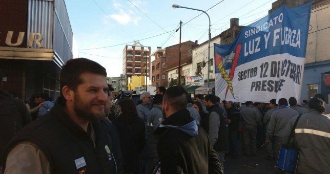 En medio de los apagones, Edesur despidió 200 empleados y hay paro de Luz y Fuerza En medio de los apagones, Edesur despidió 200 empleados y hay paro de Luz y Fuerza