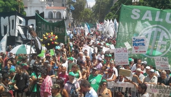 ATE volverá a parar en noviembre por reapertura de paritarias ATE volverá a parar en noviembre por reapertura de paritarias