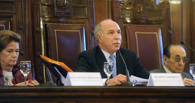 La Corte dispuso otro 12% de aumento para los judiciales La Corte dispuso otro 12% de aumento para los judiciales