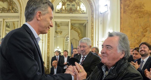 Barrionuevo dice que hay que darle dos años a Macri Barrionuevo dice que hay que darle dos años a Macri