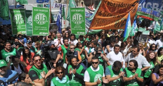 Estatales piden hasta $7.000 de bono a las provincias Estatales piden hasta $7.000 de bono a las provincias