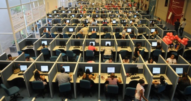Son más de 500 los despidos en call centers tucumanos Son más de 500 los despidos en call centers tucumanos