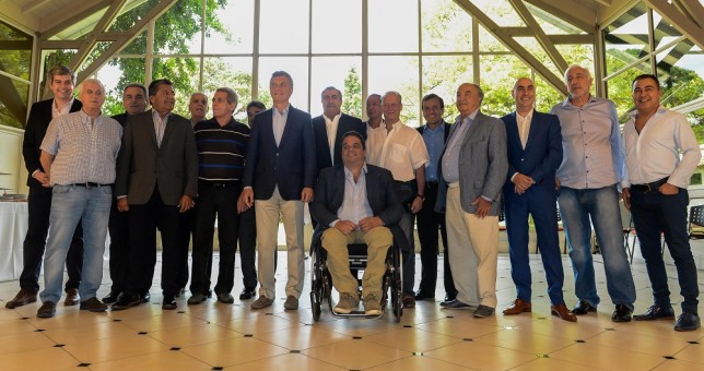 Felices fiestas: la CGT cerró el año brindando en Olivos Felices fiestas: la CGT cerró el año brindando en Olivos