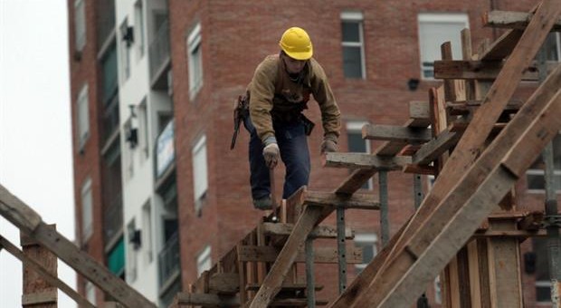 El empleo en la construcción sigue por el piso El empleo en la construcción sigue por el piso