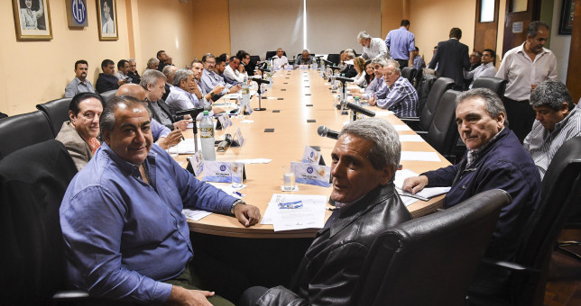 Reunión caliente de la CGT que quedó cerca de la ruptura Reunión caliente de la CGT que quedó cerca de la ruptura