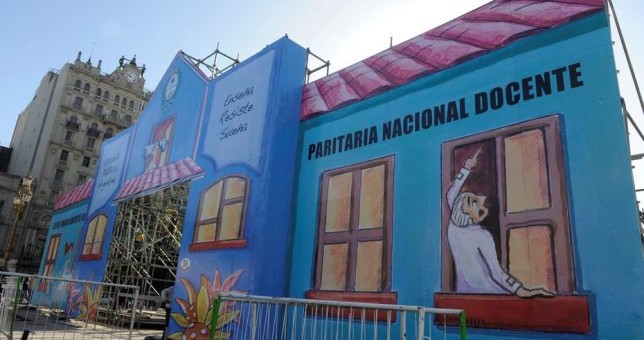La “escuela itinerante” seguirá hasta el 5 de mayo La “escuela itinerante” seguirá hasta el 5 de mayo