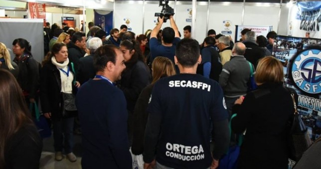 Trabajadores del ANSES piden recuperar el poder adquisitivo perdido Trabajadores del ANSES piden recuperar el poder adquisitivo perdido