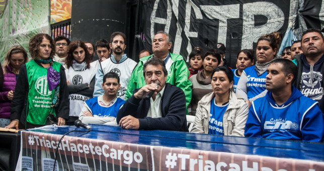 ATE calificó de “desleal” el acuerdo paritario entre UPCN y el Gobierno ATE calificó de “desleal” el acuerdo paritario entre UPCN y el Gobierno