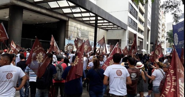 Con 15 mil despedidos en el sector, crecen las importaciones metalúrgicas Con 15 mil despedidos en el sector, crecen las importaciones metalúrgicas