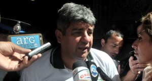 Camioneros se alista para las paritarias y pide 32% Camioneros se alista para las paritarias y pide 32%