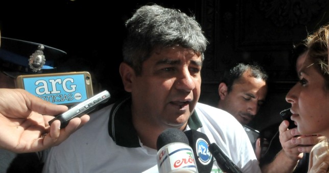 Camioneros se alista para las paritarias y pide 32% Camioneros se alista para las paritarias y pide 32%
