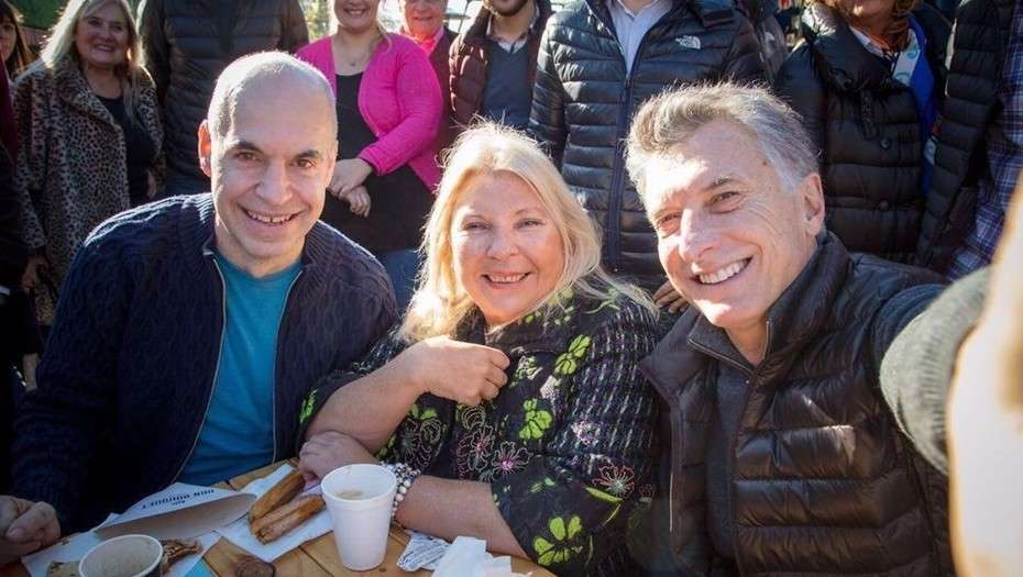 CFK visitó el acampe de los despedidos de Atucha