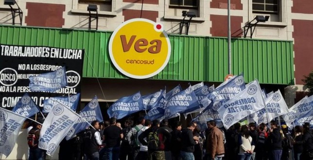 En dos años se perdieron 5.400 puestos de trabajo en los supermercados En dos años se perdieron 5.400 puestos de trabajo en los supermercados