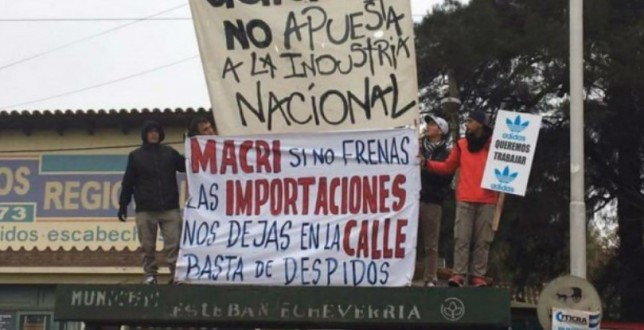 Contra los despidos en Adidas se viene un “Zapatillazo” Contra los despidos en Adidas se viene un “Zapatillazo”