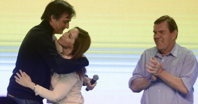 Con la legislatura teñida de amarillo, Vidal apura la adhesión a la ley de ART Con la legislatura teñida de amarillo, Vidal apura la adhesión a la ley de ART