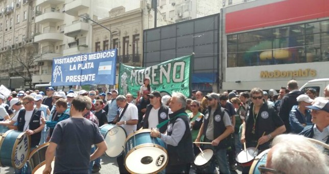 ¿Caso testigo? Laboratorios exigen flexibilizar las condiciones laborales para negociar paritarias ¿Caso testigo? Laboratorios exigen flexibilizar las condiciones laborales para negociar paritarias
