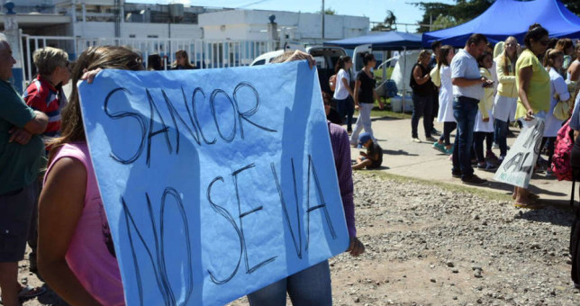 Reforma laboral por sector: bajo la amenaza de dejar caer a SanCor, el gobierno logró flexibilizar a los lecheros Reforma laboral por sector: bajo la amenaza de dejar caer a SanCor, el gobierno logró flexibilizar a los lecheros