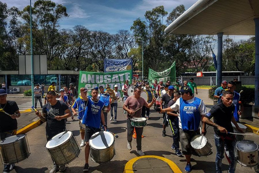 Estatales movilizaron para que no silencien el pedido de justicia por Santiago Maldonado