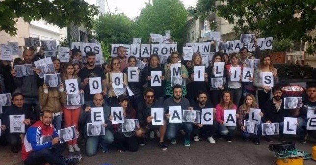 Vidal despidió a 260 trabajadores del Ministerio de Salud Vidal despidió a 260 trabajadores del Ministerio de Salud