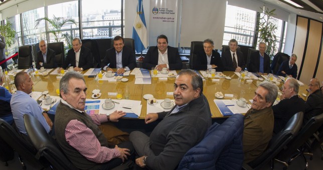 Triaca dice que ya hay consenso con la CGT para la reforma laboral Triaca dice que ya hay consenso con la CGT para la reforma laboral