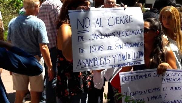 Vidal resolvió cerrar otras 39 escuelas y ya son 47 las que dio de baja en los últimos días