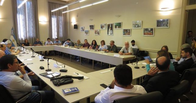 Sin oferta salarial, comenzaron las paritarias de docentes universitarios Sin oferta salarial, comenzaron las paritarias de docentes universitarios