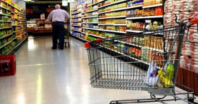 Oficial: la inflación del primer cuatrimestre ya se comió dos tercios de la recomposición salarial Oficial: la inflación del primer cuatrimestre ya se comió dos tercios de la recomposición salarial