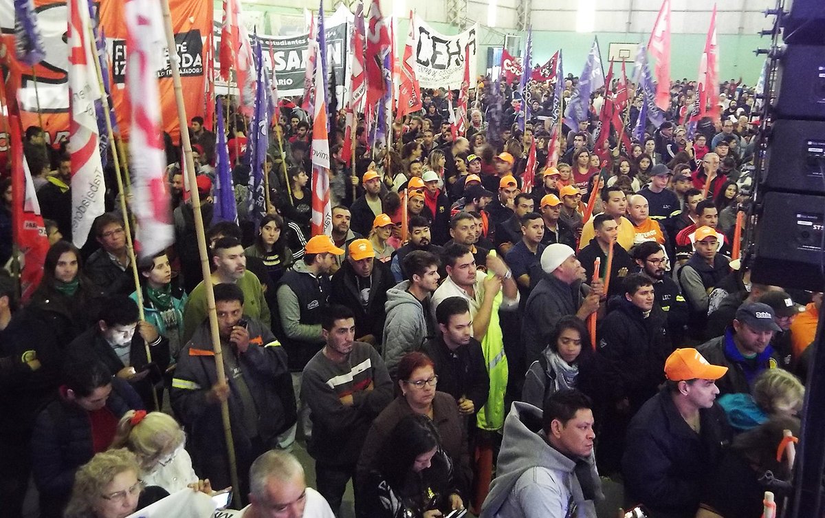 Aceiteros amenazan con una huelga nacional por los despidos en Cargill y el estancamiento de las paritarias