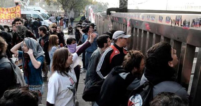 Retiros voluntarios, despidos y el cierre de una línea de producción en la ex Kraft Retiros voluntarios, despidos y el cierre de una línea de producción en la ex Kraft