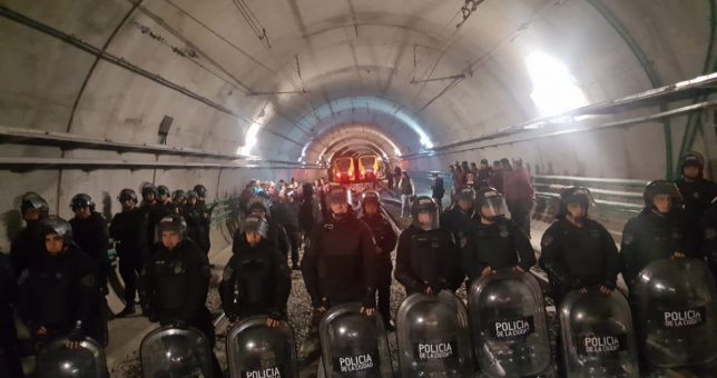Urgente: Larreta mandó a reprimir a los trabajadores del Subte Urgente: Larreta mandó a reprimir a los trabajadores del Subte