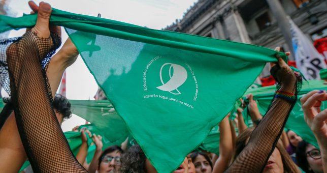 ¿Cómo se posicionaron los referentes sindicales respecto de la legalización del aborto? ¿Cómo se posicionaron los referentes sindicales respecto de la legalización del aborto?