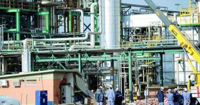 La refinería Trafigura paró cuatro unidades y hay temor de mil despidos La refinería Trafigura paró cuatro unidades y hay temor de mil despidos