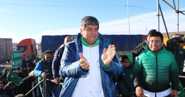 Moyano confirmó el paro del jueves: “Es una vergüenza cómo algunos fueron a arrodillarse por un 5%”