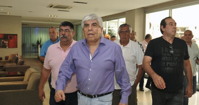 Moyano contra Macri: “Este Gobierno es gorila y antiobrero” Moyano contra Macri: “Este Gobierno es gorila y antiobrero”
