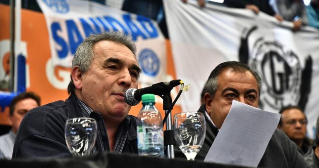 Schmid deslizó que el triunvirato podría continuar hasta 2020