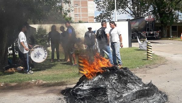 Más despidos en el Molino Argentino Más despidos en el Molino Argentino