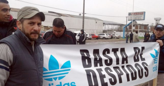 La industria destruyó 25.000 empleos en blanco en el último año La industria destruyó 25.000 empleos en blanco en el último año