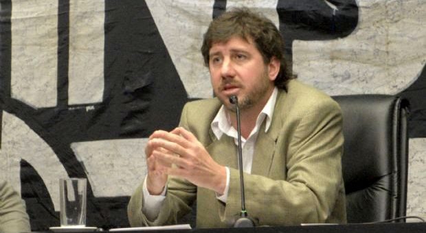 Cremonte sigue al frente de los laboralistas y llama a resistir la reforma laboral Cremonte sigue al frente de los laboralistas y llama a resistir la reforma laboral