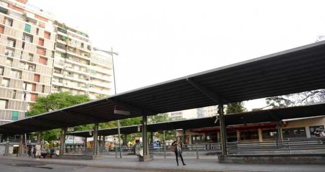 La UTA paralizó los colectivos en el interior y amenaza con más huelgas La UTA paralizó los colectivos en el interior y amenaza con más huelgas
