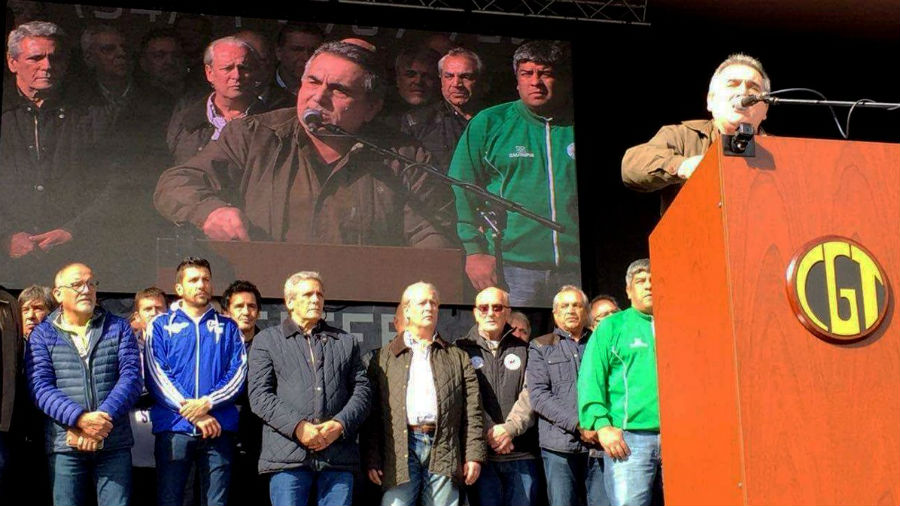 Pablo Moyano anunció la renuncia de Schmid y desató un tembladeral en la CGT