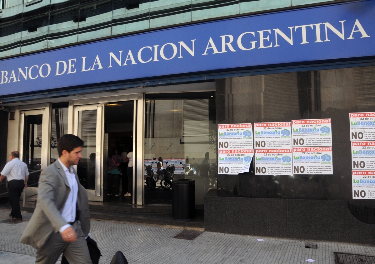 Triaca dictó conciliación obligatoria y espera desactivar las huelgas en los bancos Nación y Provincia