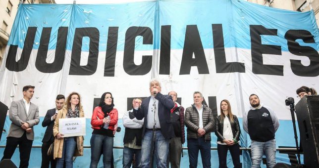 Paran y movilizan los judiciales por aumento salarial y contra el traspaso a la Ciudad Paran y movilizan los judiciales por aumento salarial y contra el traspaso a la Ciudad