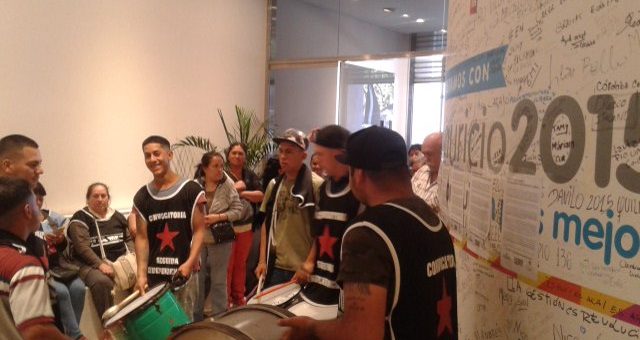 Despedidos y desocupados ocuparon la Fundación Pensar Despedidos y desocupados ocuparon la Fundación Pensar