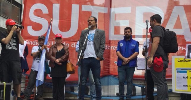 Farmacéuticos denunciaron problemas en las prestaciones y reclamaron que PAMI baje los medicamentos Farmacéuticos denunciaron problemas en las prestaciones y reclamaron que PAMI baje los medicamentos