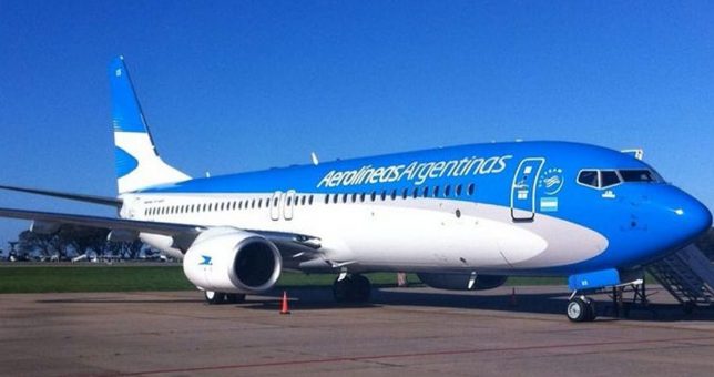El presidente de Aerolíneas Argentinas embarró la cancha, metió a Moyano y Baradel en el conflicto y dijo que la empresa está “virtualmente quebrada”