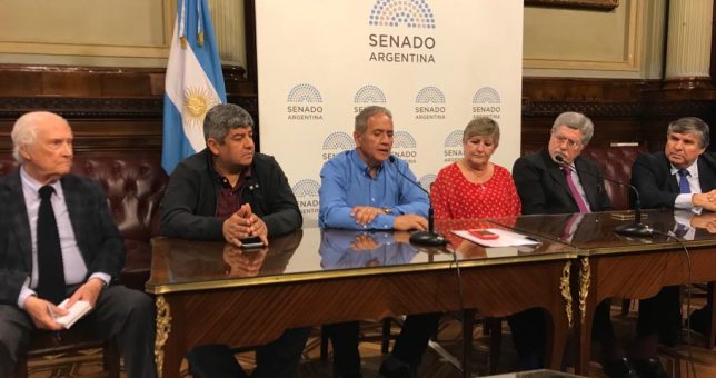 Pablo Moyano le pidió a los senadores que no voten el presupuesto y calificó de “traidor” a Miguel Pichetto Pablo Moyano le pidió a los senadores que no voten el presupuesto y calificó de “traidor” a Miguel Pichetto