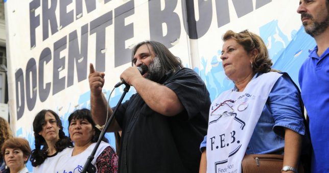 Los docentes vuelven al paro para rechazar la oferta de $108 de Vidal Los docentes vuelven al paro para rechazar la oferta de $108 de Vidal