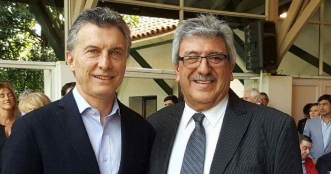 A pesar de la lealtad de Ayala, el Gobierno lo manda a negociar por su cuenta el bono para los rurales A pesar de la lealtad de Ayala, el Gobierno lo manda a negociar por su cuenta el bono para los rurales
